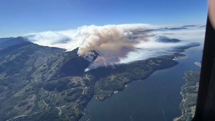 Aerial photo of Underwood fire